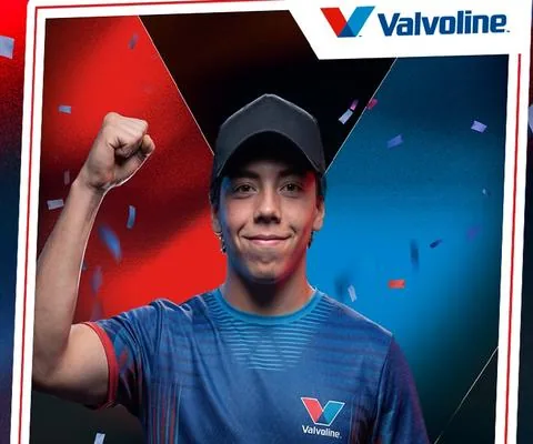 Cristian Cantú in Valvoline campaign content