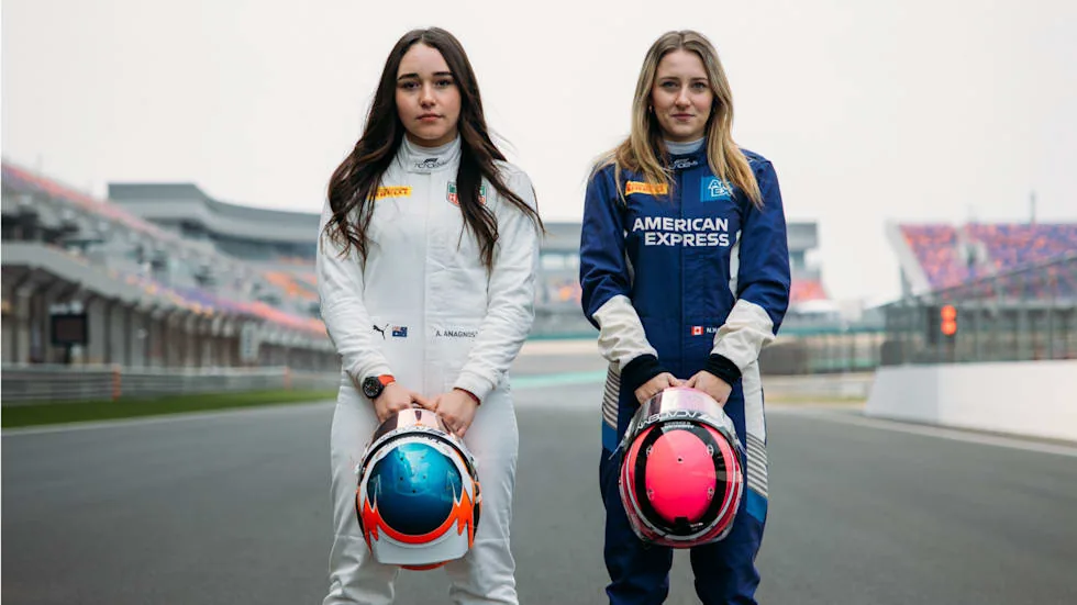 Hitech’s 2025 F1 ACADEMY drivers Aiva Anagnostiadis and Nicole Havrda
